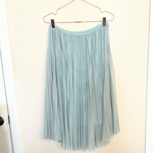 Charlotte Russe Dresses & Skirts - Charlotte Russe Light Blue Pleated Midi Skirt Balletcore Soft Girl